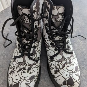 Charlie Brown Snoopy boots